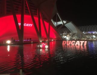 Letras corporeas en Valencia