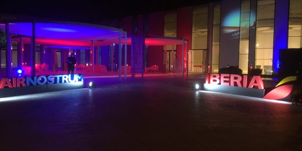 Letras corporeas en valencia